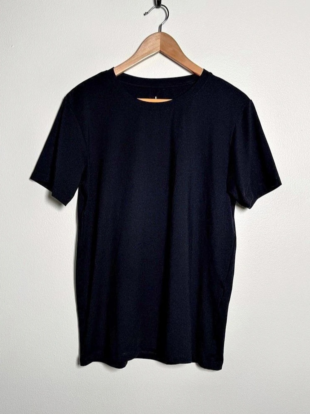 Alo Yoga Conquer Reform Tee Mens Sz M Black Short Sleeve Crew Neck Logo Stretch